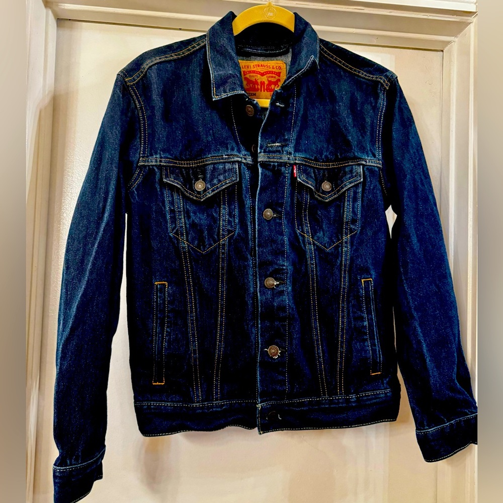 Levi’s Original Trucker Jacket size Small.  EUC